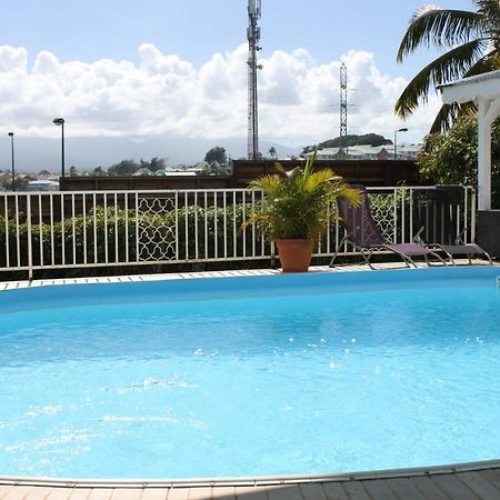 Lauraym 1 Hotel Baie-Mahault Luaran gambar