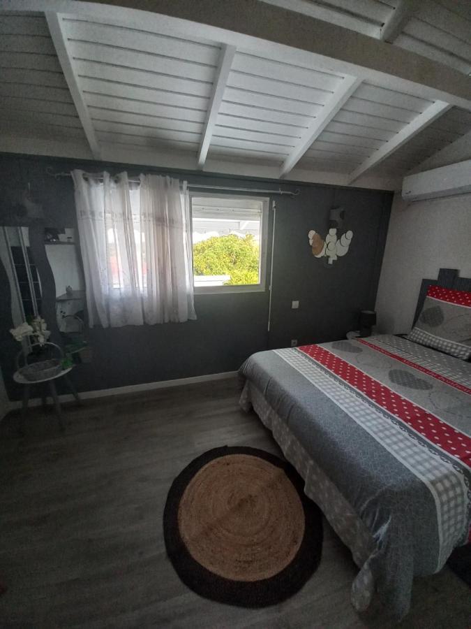 Lauraym 1 Hotel Baie-Mahault Luaran gambar