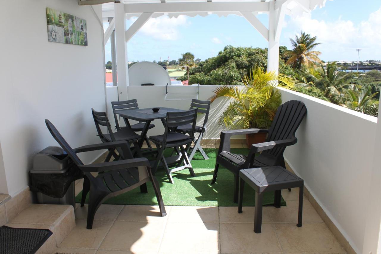 Lauraym 1 Hotel Baie-Mahault Luaran gambar